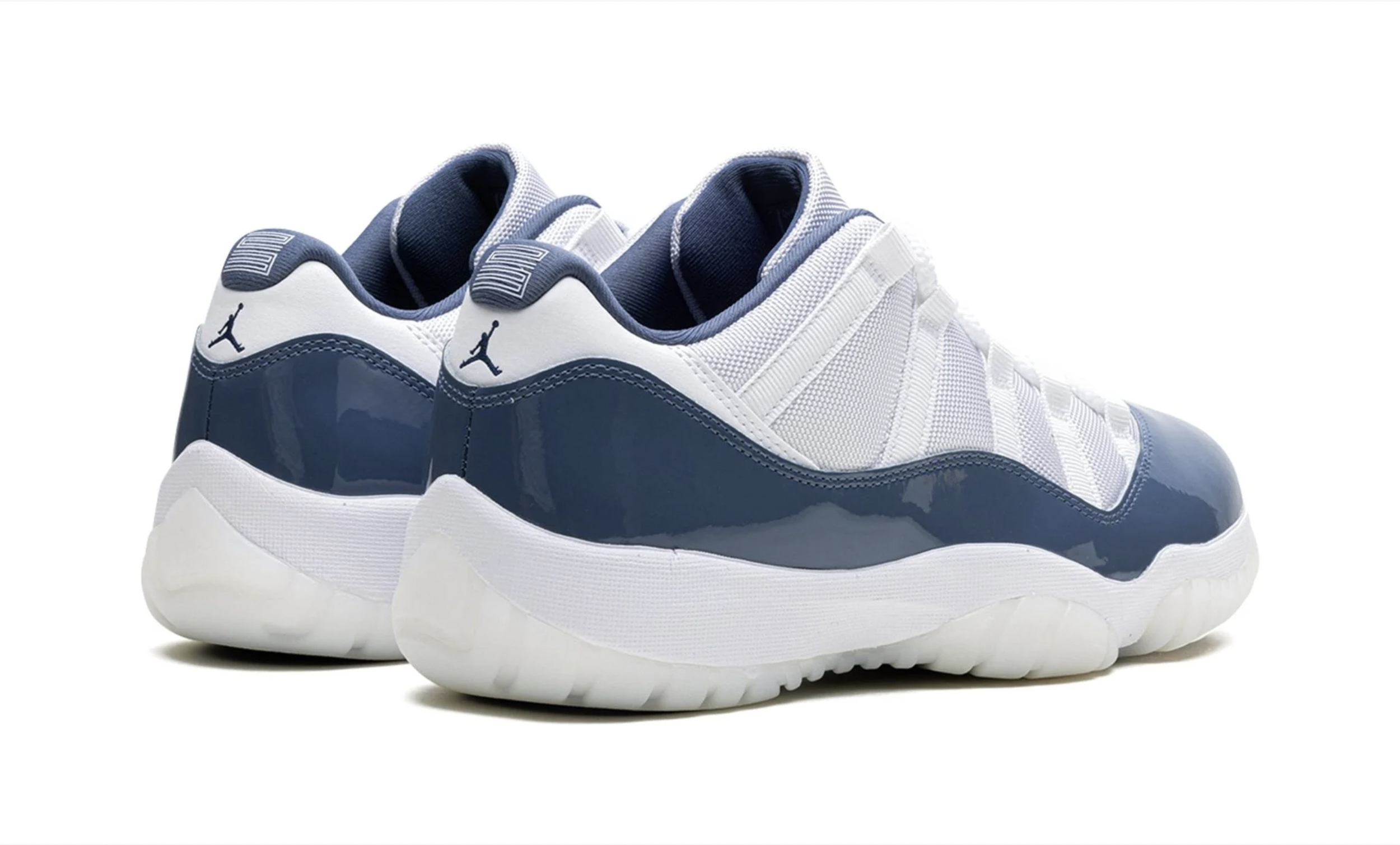 Air Jordan 11 Low ホワイト/ブラック/ブルー Jordan 11 Retro Low Diffused Blue — Sneaker Sapphire